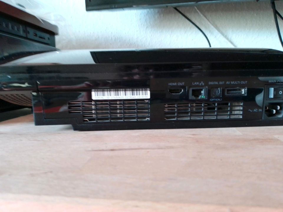 Ps3, 60Gb , abwärts kompatibel, Top in Remscheid