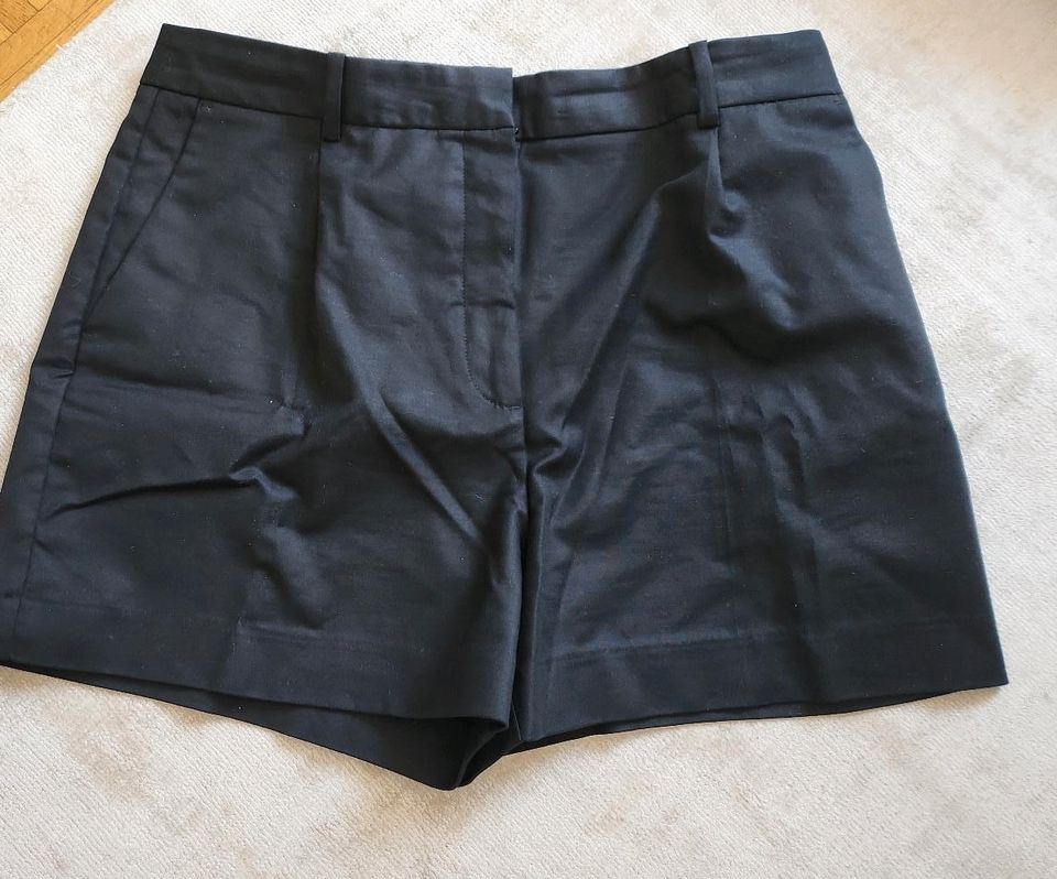 ZARA Bermuda Short neu XL 42 44 schwarz in Recklinghausen