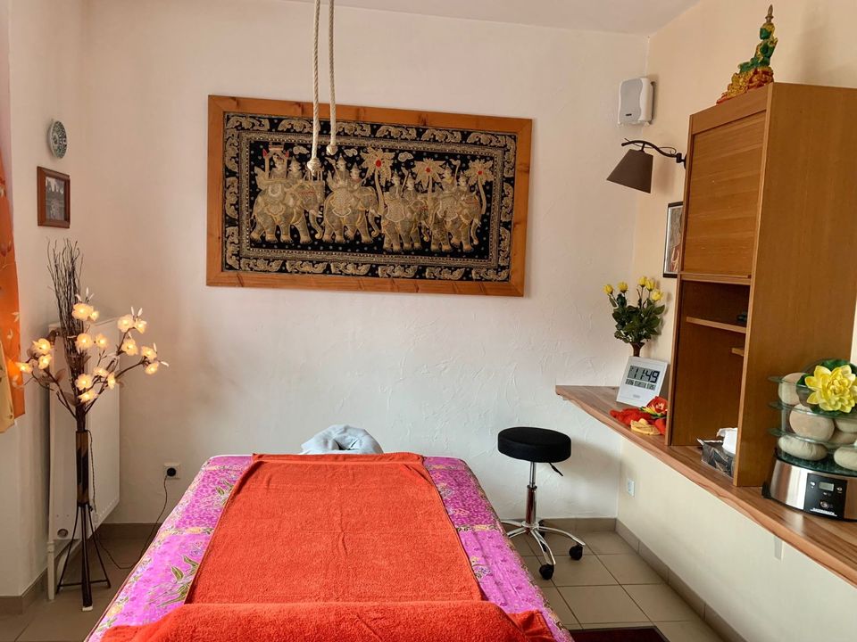Thai Massage Salon  Vollaustattung  hervorragende Lage in Remchingen