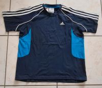 Adidas T-Shirt in dkl.blau,  Gr 164 Sachsen - Rabenau Vorschau