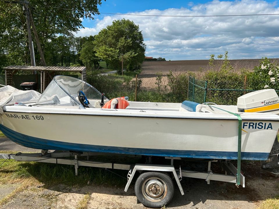 Verkaufe Sportboot mit 70 PS Außenbordmotor in Gransee