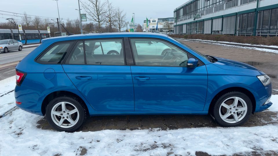 Skoda Fabia Combi Active 1,0l nur 6000km | neuwertiger Zustand in Rostock