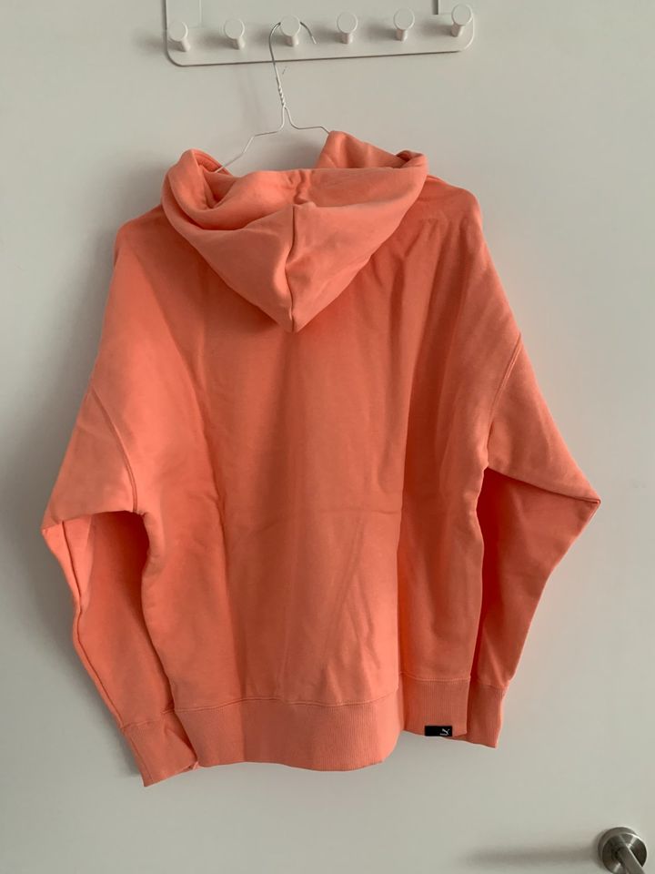 Puma hoodie Pullover Sport korall Orange Pastell Gr. XS in Singen