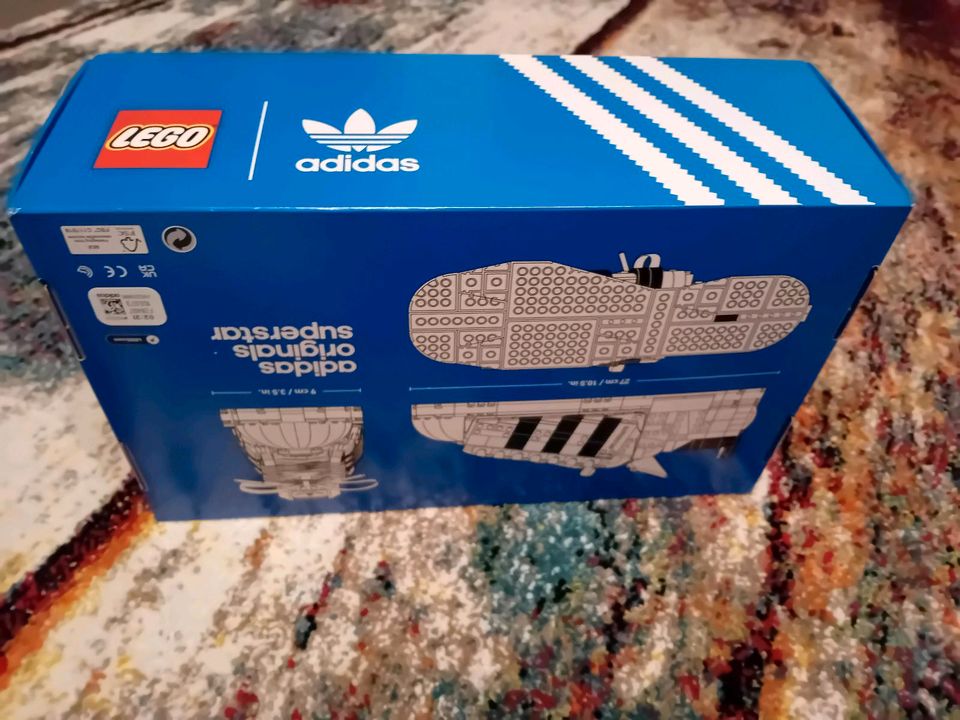 Neu + OVP Lego 10282 Adidas Originals Superstar in Greiz