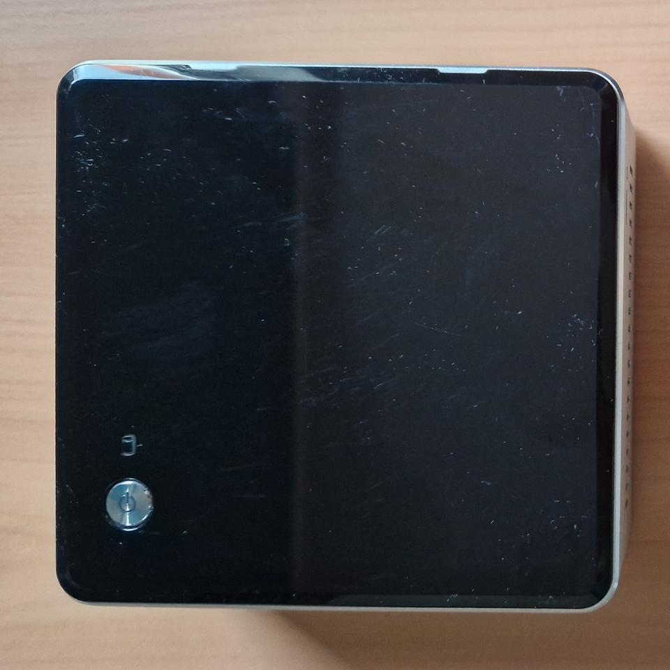 Intel NUC NUC5i5RYH - Mini PC WiFi Core i5 NVMe SSD Windows 11 in München