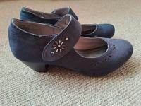 Laura Berg Spangenpumps Pumps Grösse 39 dunkelblau neu Bayern - Buch Vorschau