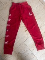 Air Jordan Jogginghose  rot Gr S / 140 Nordrhein-Westfalen - Herten Vorschau