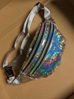 Silberne Galaxy Bauchtasche Nordrhein-Westfalen - Hemer Vorschau