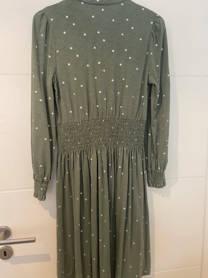 Kleid mit Silberpunkten von Boden in München