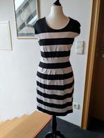 Hugo Boss Black Line Etuikleid Businesskleid Gr.S 36 schwarz weiß Rheinland-Pfalz - Limburgerhof Vorschau