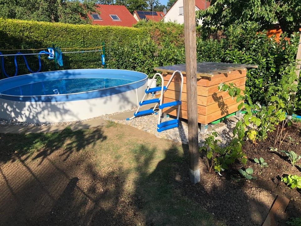 Stahlwandpool 350 Durchmesser ++90cm tief Zubehör+ neue Poolfolie in Esslingen