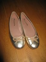 Schuhe Ballerinas Größe 36 Marke Tamaris wie Neu Farbe Gold Bayern - Krumbach Schwaben Vorschau