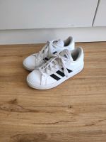 Adidas Sneaker Turnschuhe weiss Gr. 37 1/3 Bayern - Garmisch-Partenkirchen Vorschau