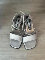 Sommerliche Pumps Sandalen mit Absatz Peter Kaiser Gr. 4,5 Bayern - Eschau Vorschau