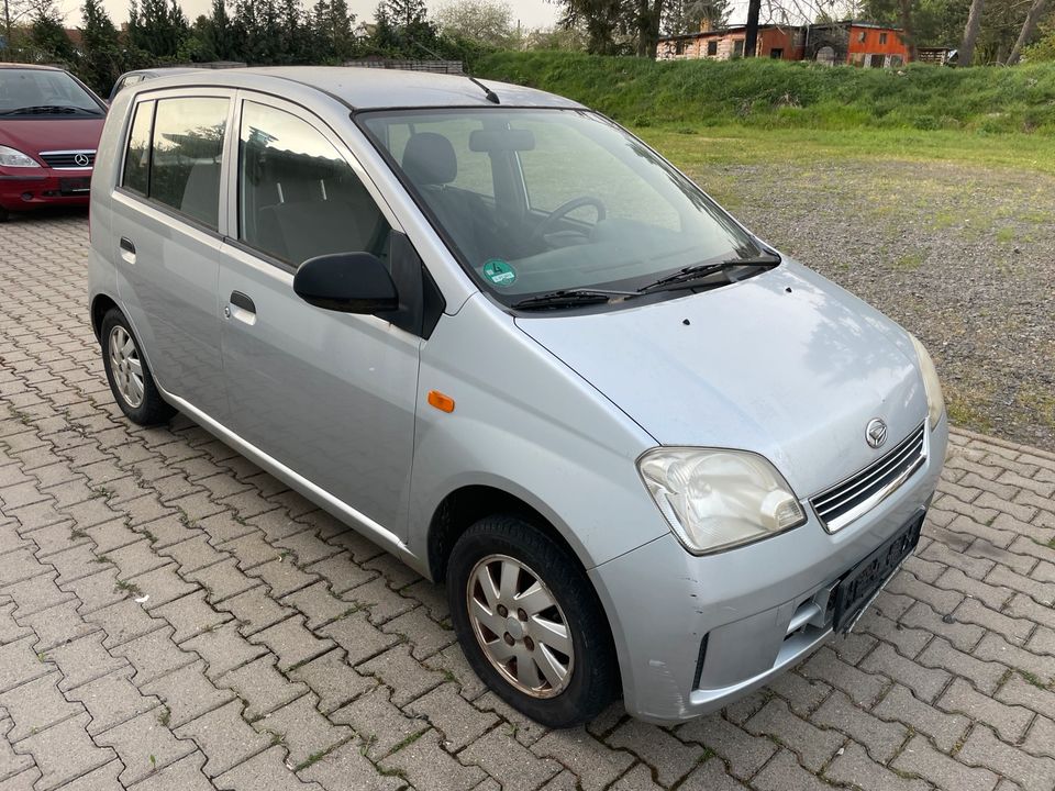 Daihatsu Cuore 1.0 Euro4 5türig  kein Tüv+Ersatzteilspender in Schkeuditz