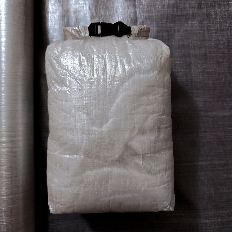 Dry Bag aus Dyneema® Composite Fabric in Berlin