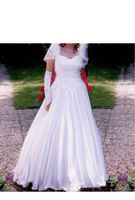 Brautkleid 3D Spitze Satin 36 38 Hochzeitskleid weiß Rheinland-Pfalz - Baumholder Vorschau