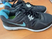 Nike Damenturnschuhe Nordrhein-Westfalen - Siegen Vorschau