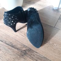 Schwarze Ankle Pumps mit Nieten Essen - Bergerhausen Vorschau