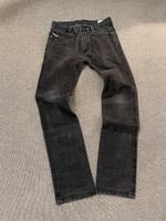 Diesel Jeans Hose Skinny Fit Dunkelgrau Schwarz Gr. 26/30 Baumwol Berlin - Charlottenburg Vorschau