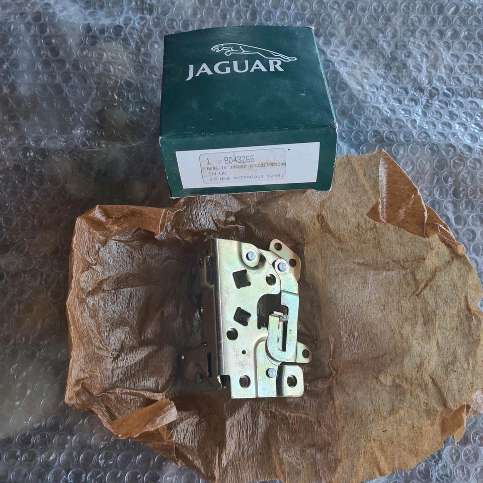 Jaguar XJ Serie 1 2 3 XJS Schloss Door Lock VR NOS BD43266 nos in München