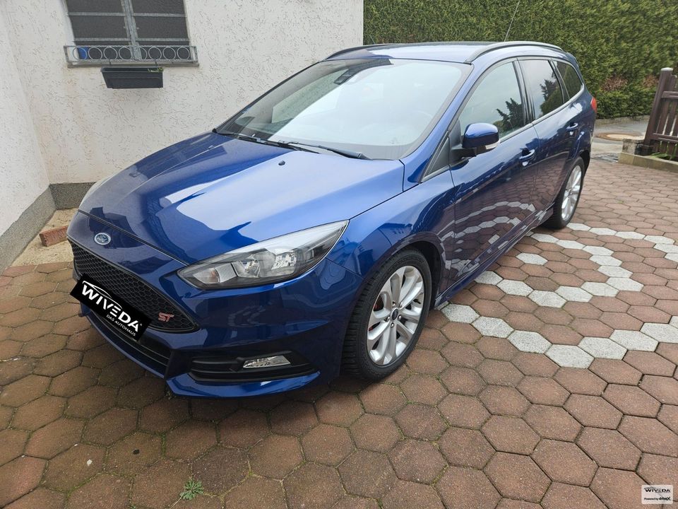 Ford Focus Turnier ST 2.0 EcoBoost KAMERA~NAVI~SHZ~ in Dortmund