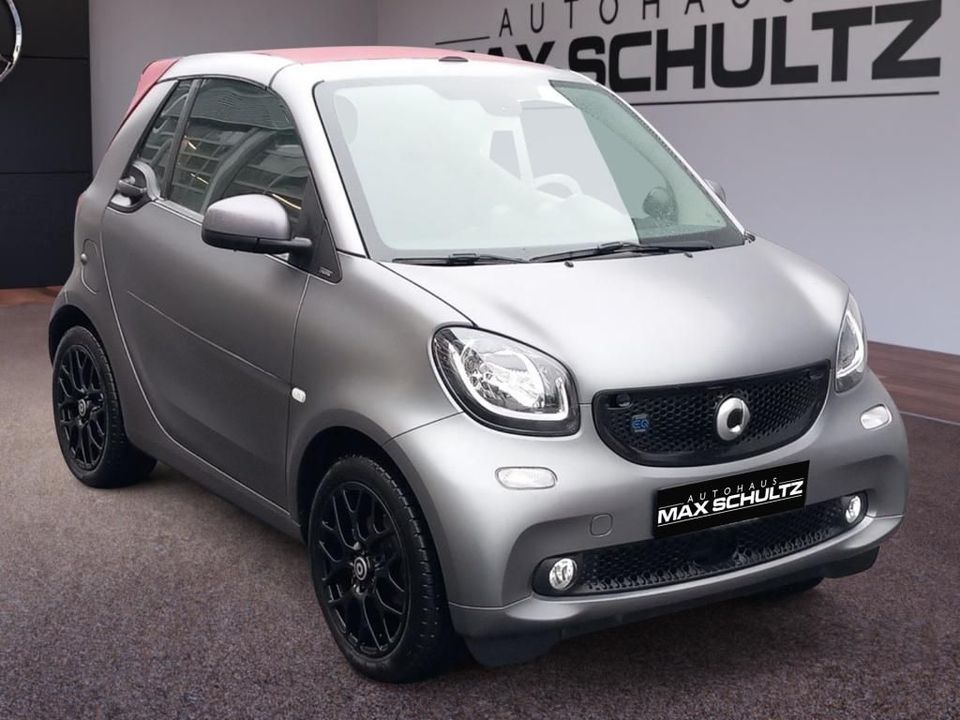 Smart smart fortwo cabrio electric drive *PDC*LED*LM in Suhl