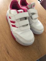 Mädchen Sneaker Hallenschuhe Gr 31 / 32 Adidas Nordrhein-Westfalen - Olfen Vorschau