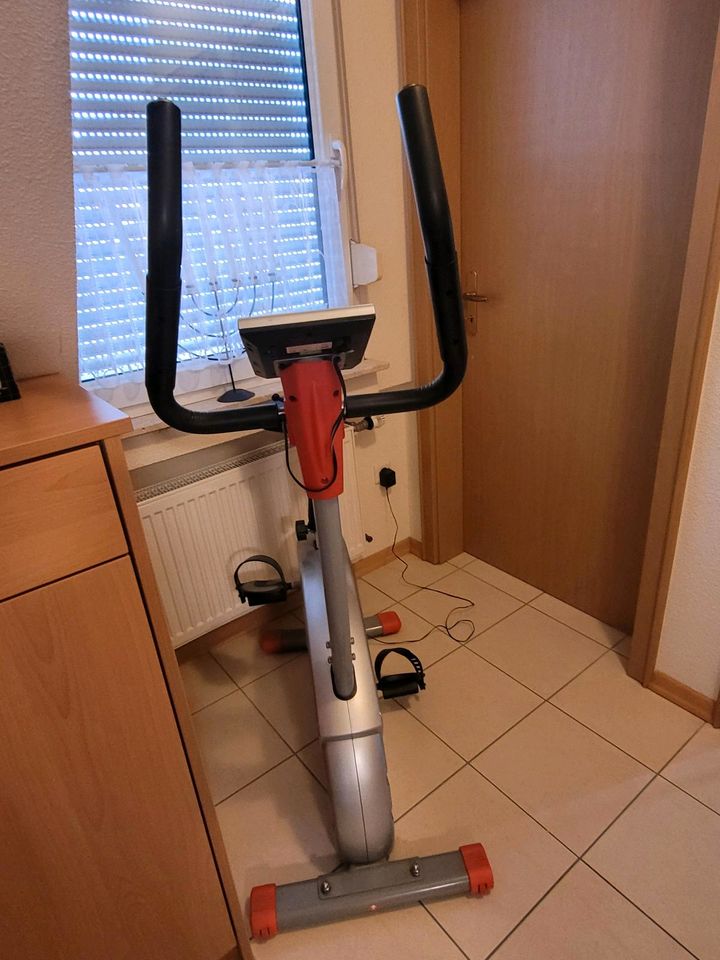 Ergometer-Heimtrainer in Neubörger