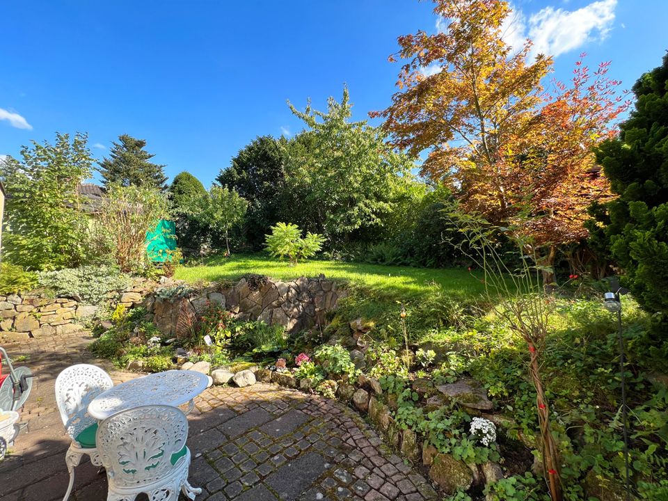 Moderne Doppelhaushälfte mit Garten in Sackgassenlage! in Dortmund