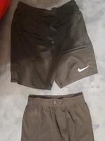 Schwarze Sport Shorts Nike und Venice Beach Nordrhein-Westfalen - Solingen Vorschau