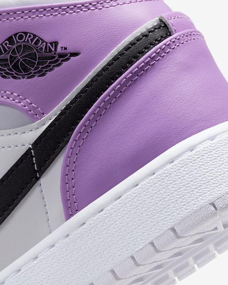 Nike Air Jordan 1 Mid Barely Grape Lila (GS) 37.5 38 38.5 39 40 in Köln