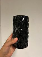 Schwarze Vase mit Muster Hessen - Wetzlar Vorschau