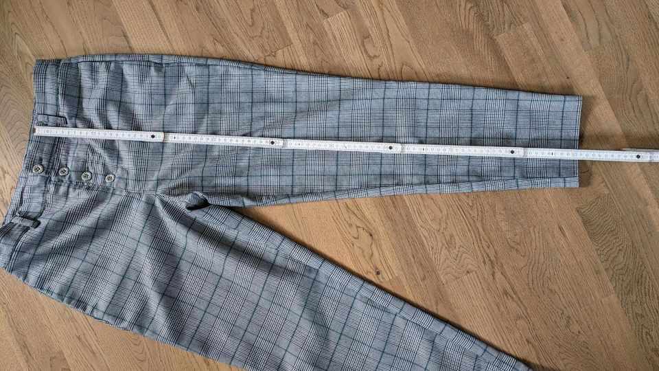 Review Damenhose Stoffhose Glencheck grau Gr.S in Neuss