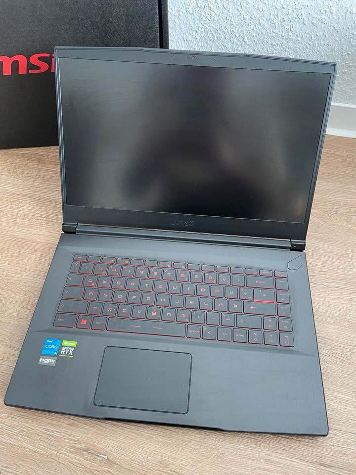 MSI Gamer Laptop Win 11 512 GB 8 GB RAM 1 Jahr Garantie OVP in Bünde