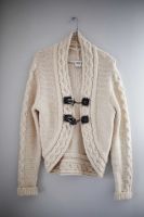 Object Strickjacke Creme Beige gestrickt 38 M Jacke Cardigan Knit Wandsbek - Hamburg Marienthal Vorschau