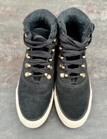 Converse Damenschuhe Gr 38 gefüttert Baden-Württemberg - Herrenberg Vorschau