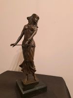 Bronzefigur signiert Milo, Göttin Isis, ca. 36 cm, Ägypten Akt Nordrhein-Westfalen - Leichlingen Vorschau