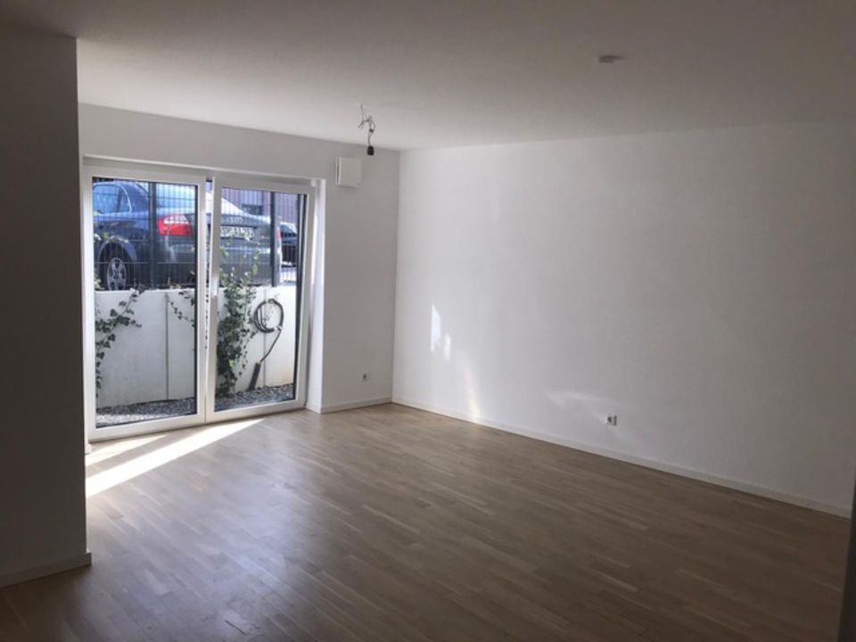 Exklusive barrierefreie 3-Zimmer Wohnung mit Terrasse! in Würzburg