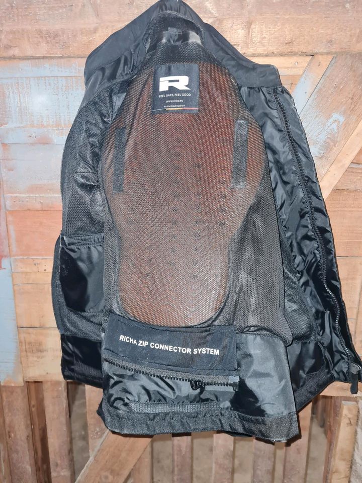 Motorrad Damen Jacke von Richa in Frankfurt am Main