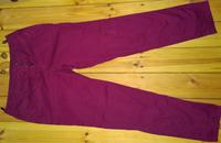 Schöne Stretch Hose mit Knopföffnung in Beere - Gr. 40 guter Zust Berlin - Tempelhof Vorschau