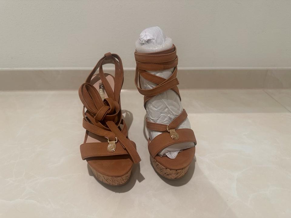 Guess Wickel-Plateau-Schuhe, Gr. 36, Farbe braun, ungetragen in Freiburg im Breisgau