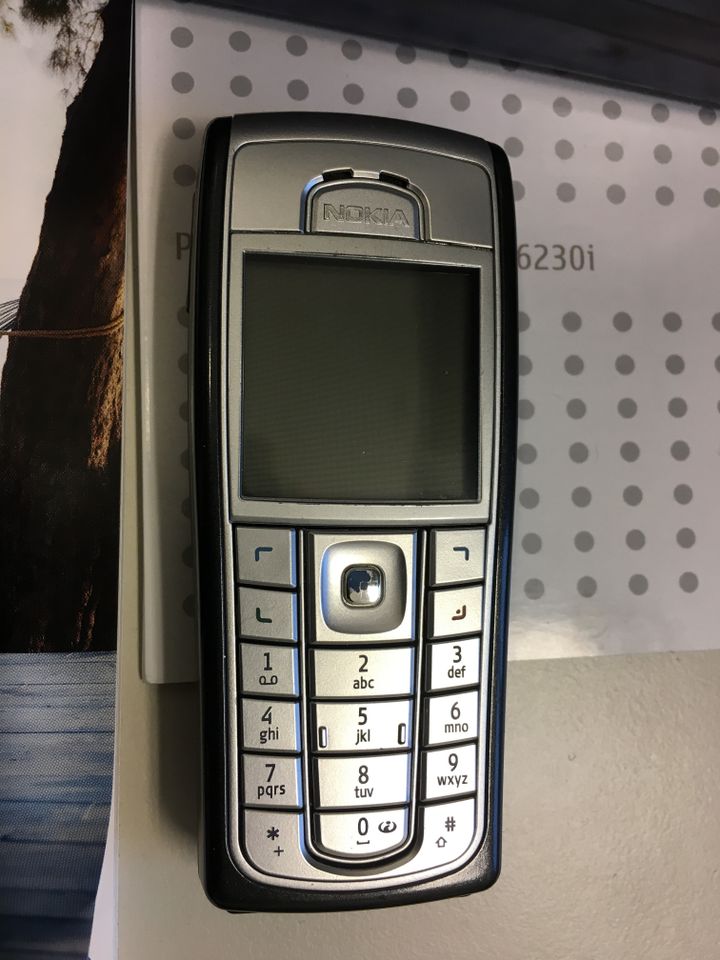 Zwei Handy Nokia 6230i gebraucht im Originalkarton in Hannover