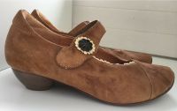 Spangen Riemen Pumps think ! hellbraun Leder details Tracht Hessen - Ahnatal Vorschau