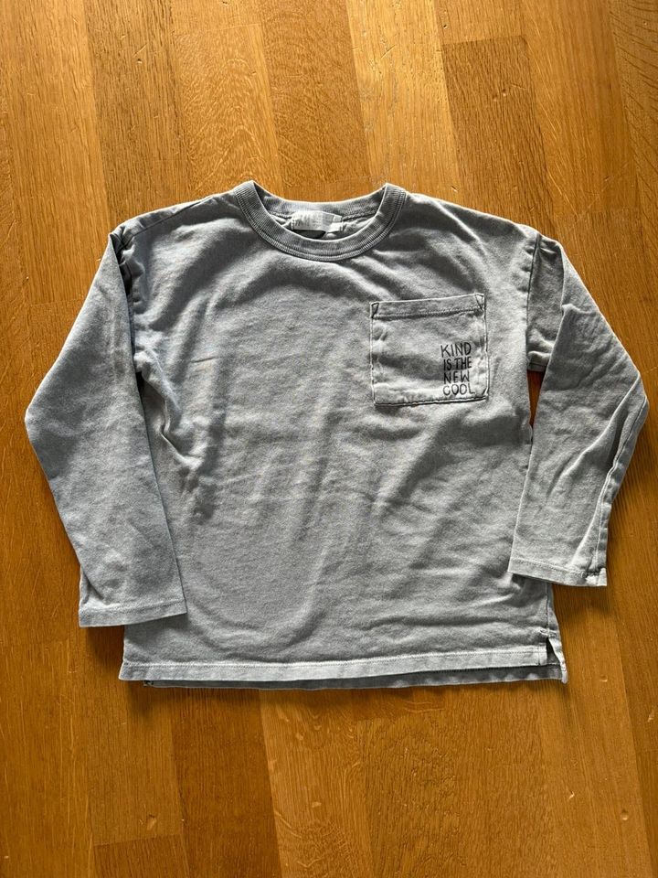 H&M Lamgarm Shirt 110/116 in Mannheim