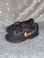 Nike Schuhe Schwarz -Roségold guter Zustand für 25€ in GR. 38 Bayern - Germaringen Vorschau
