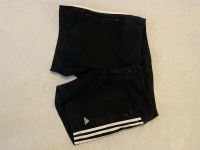 Kurze Sporthose Adidas schwarz 36 S Baumwolle Shorts Nordrhein-Westfalen - Siegen Vorschau