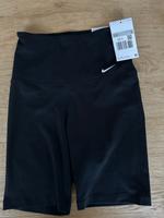 Nike Dri-Fit One High-Waist 7” kurze Leggings Damen Neu!!! Nordrhein-Westfalen - Olpe Vorschau