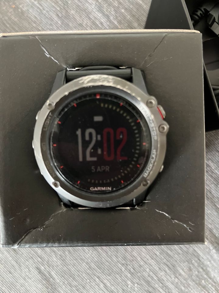 Garmin Fenix 3 GPS-Multisportuhr in Norderstedt