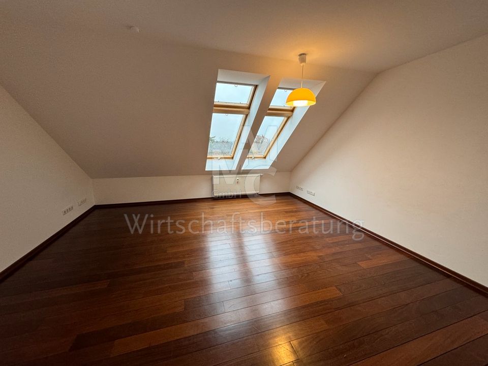 Einzigartiges Angebot - Vollständige Etage mit ca. 493 m² Wohnfläche - sofort bezugsfrei! in Hannover